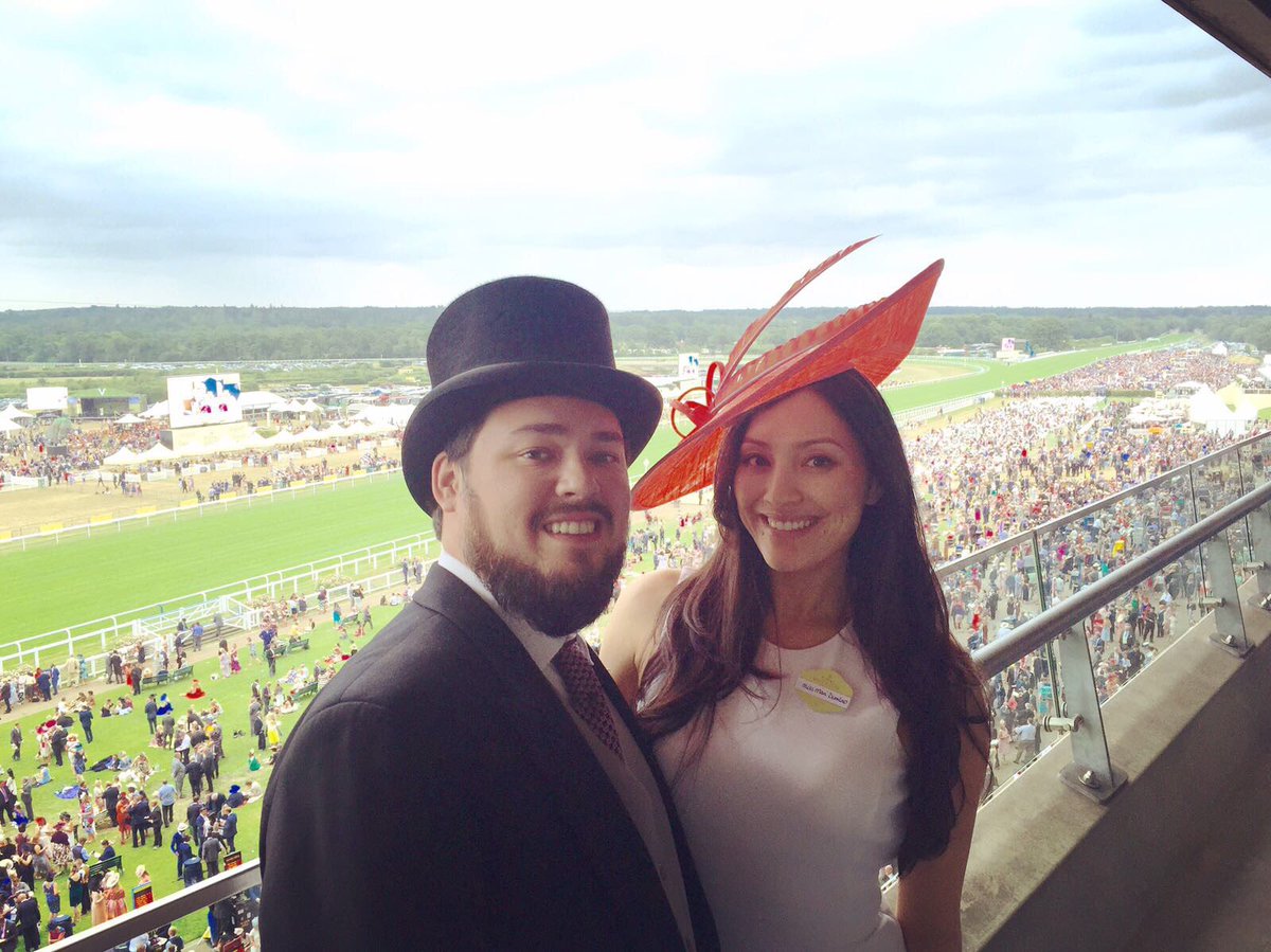 JustinFung9's tweet photo. Great time at Ascot with the Mrs. Thanks very much to @coolmorestud  and Hong Kong Race Owners Association for such great hospitality! https://t.co/ESDxcuguFk
