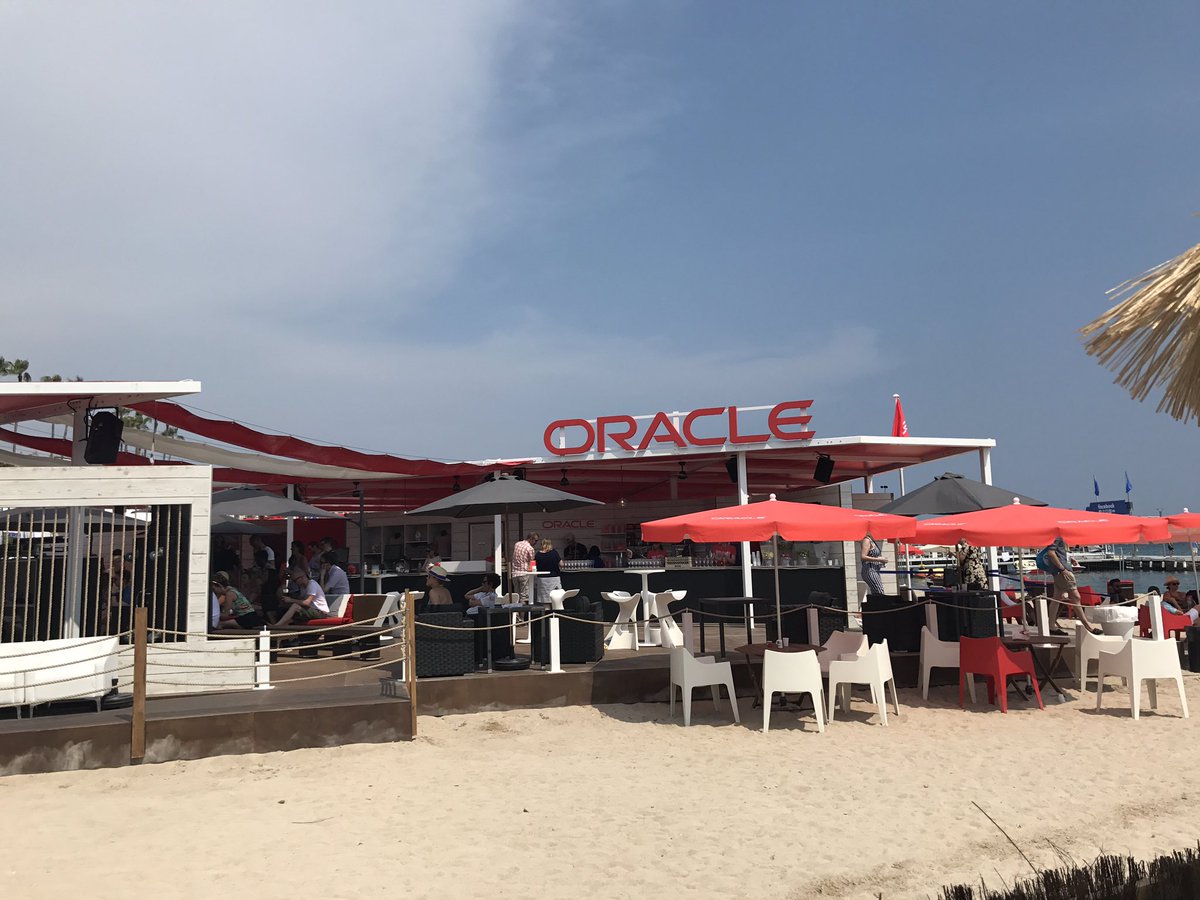 MktgCloud_FR's tweet image. Parlons data. Nos experts vous attendent, avec @OracleDataCloud #canneslions #CannesOracleDeck