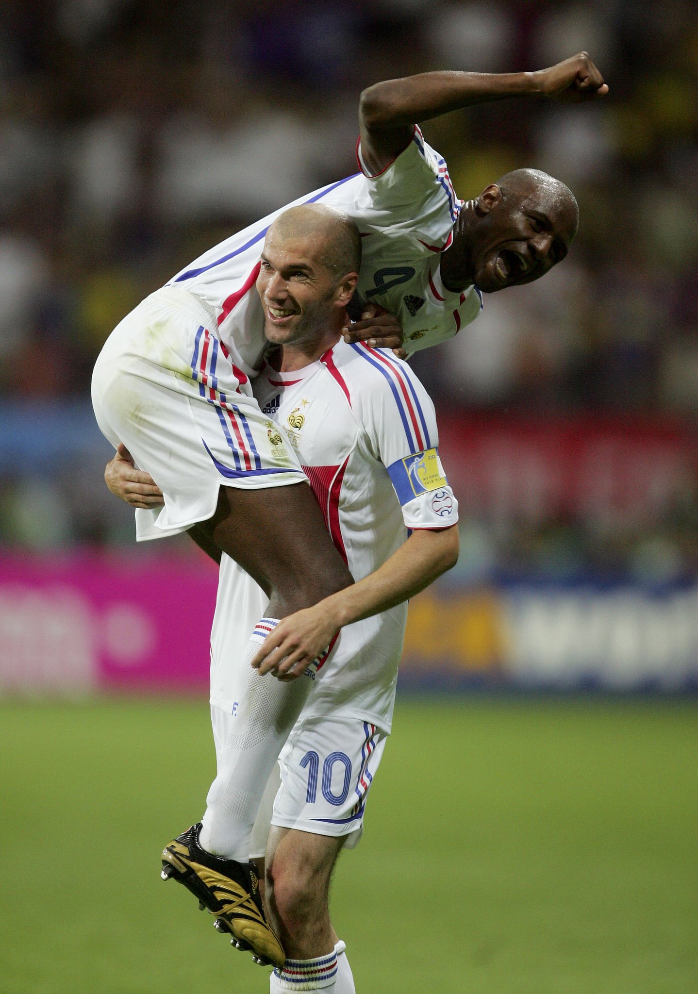     Happy birthday to France\s EURO-winning heroes Patrick Vieira, Zinedine Zidane & Jean Tigana! 