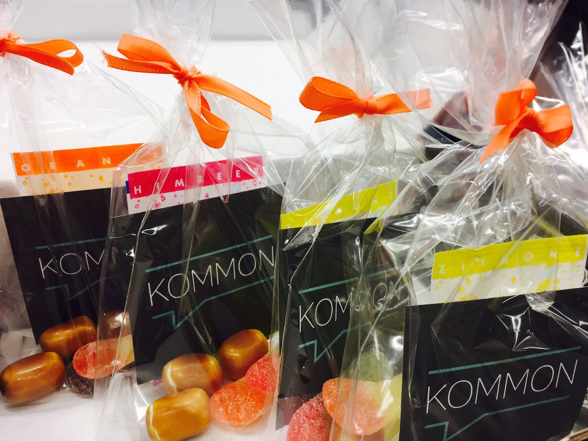 kommonverein's tweet photo. Wir sind bereit für den #cosca17 Sessionpitch: #SweetContent 😉 #onkomm #kommon #barcamp https://t.co/ka1hPnelZi