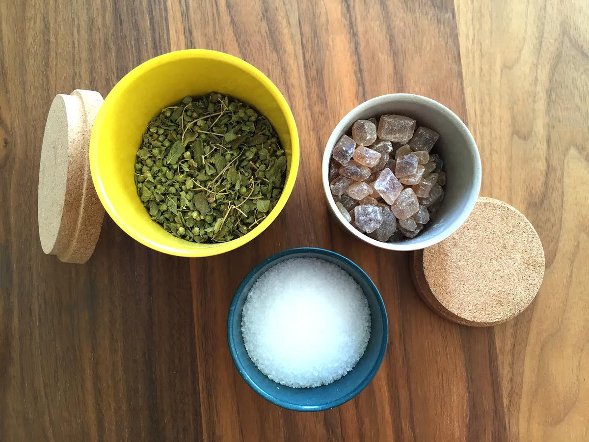 Sugar and spice and everything nice! ✨ We love these #BambooFibre storage jars with hermetic cork lids! #ByEkobo #ecofriendly