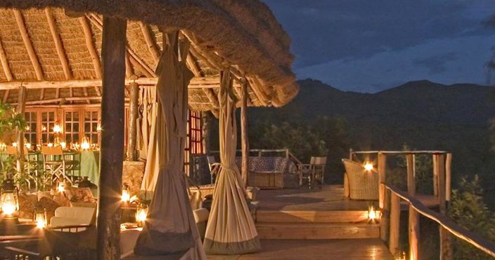 umran_aysan's tweet photo. @PositiveLuxury​'s guide on planning the best safari, including top tips on what to pack! https://t.co/l2sY4PHLcV https://t.co/sk45dA0iRe