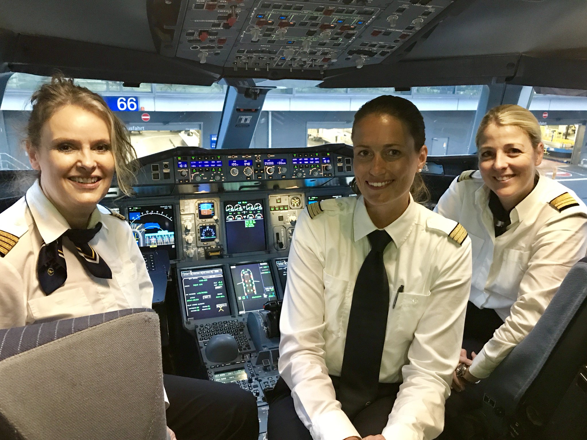 pilots lufthansa a380
