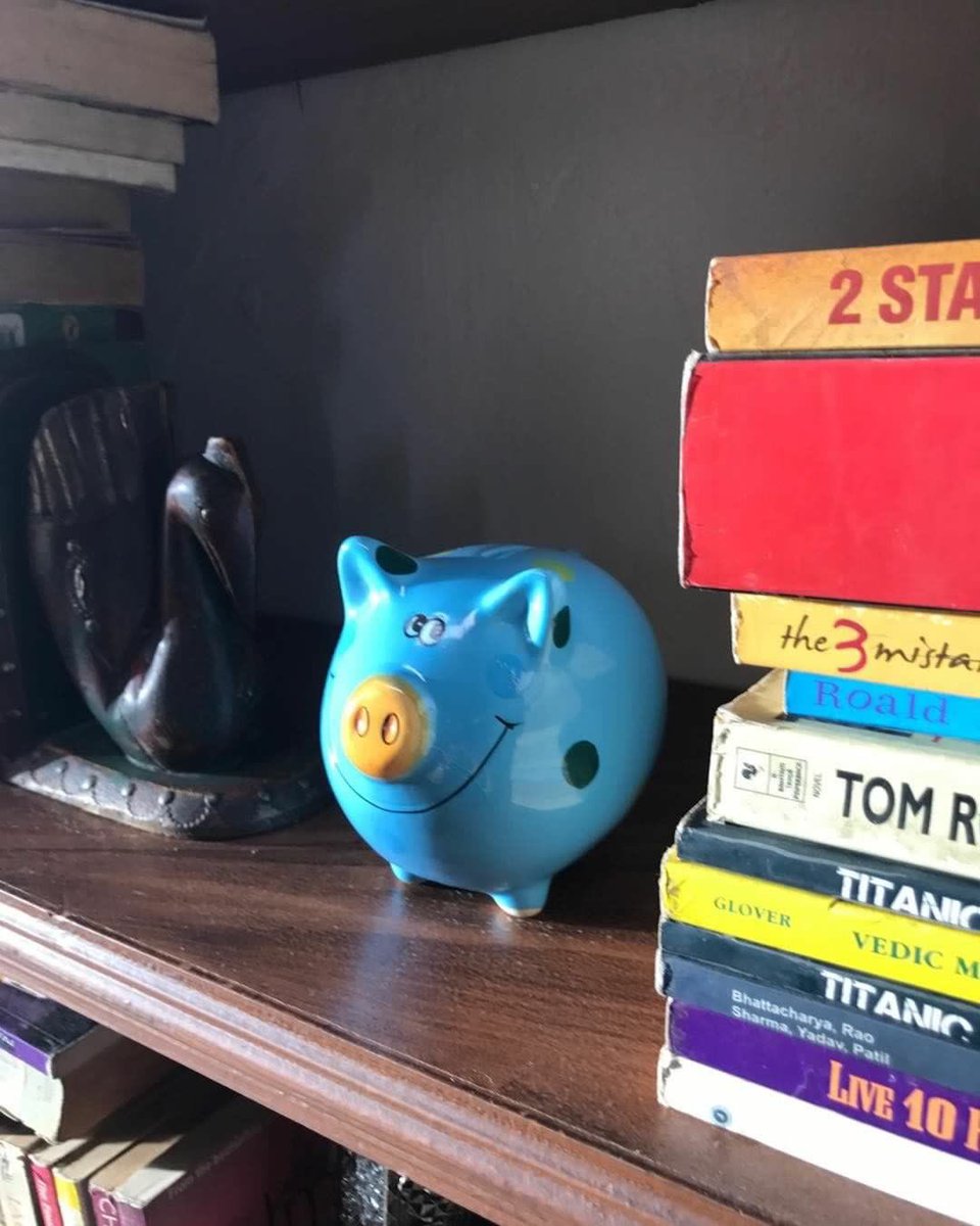 Viscomm_'s tweet photo. Lights... Camera... Piggy Bank! It's shoot day for us at VISCOMM today. https://t.co/NaNCk4YisZ