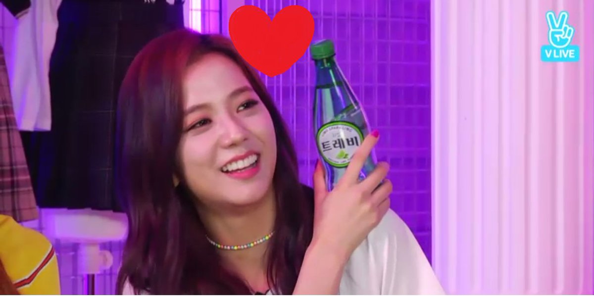 DC_pvBdXYAAOSvz?format=jpg