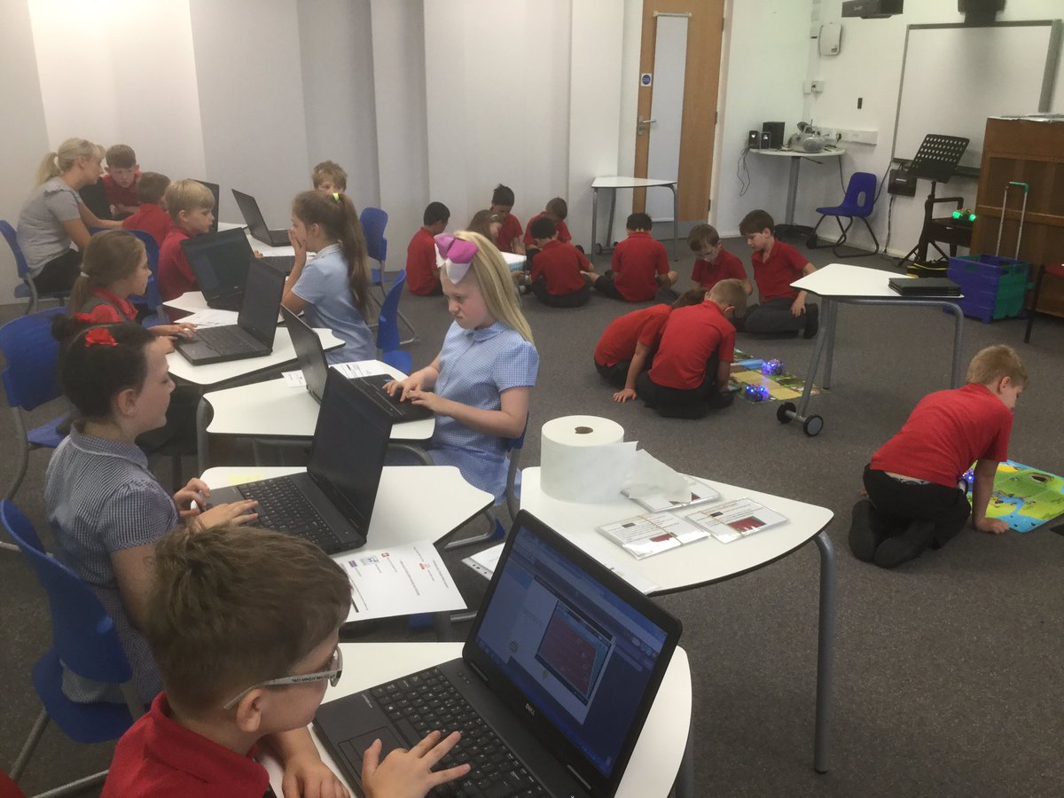 BoltonSICT's tweet image. Yr3 are using #2code, Blue-Bots, Bee-bots,iPads lots of computer science learning & a little bit of fun! @purpleMash @TTS_Group @HMCPS