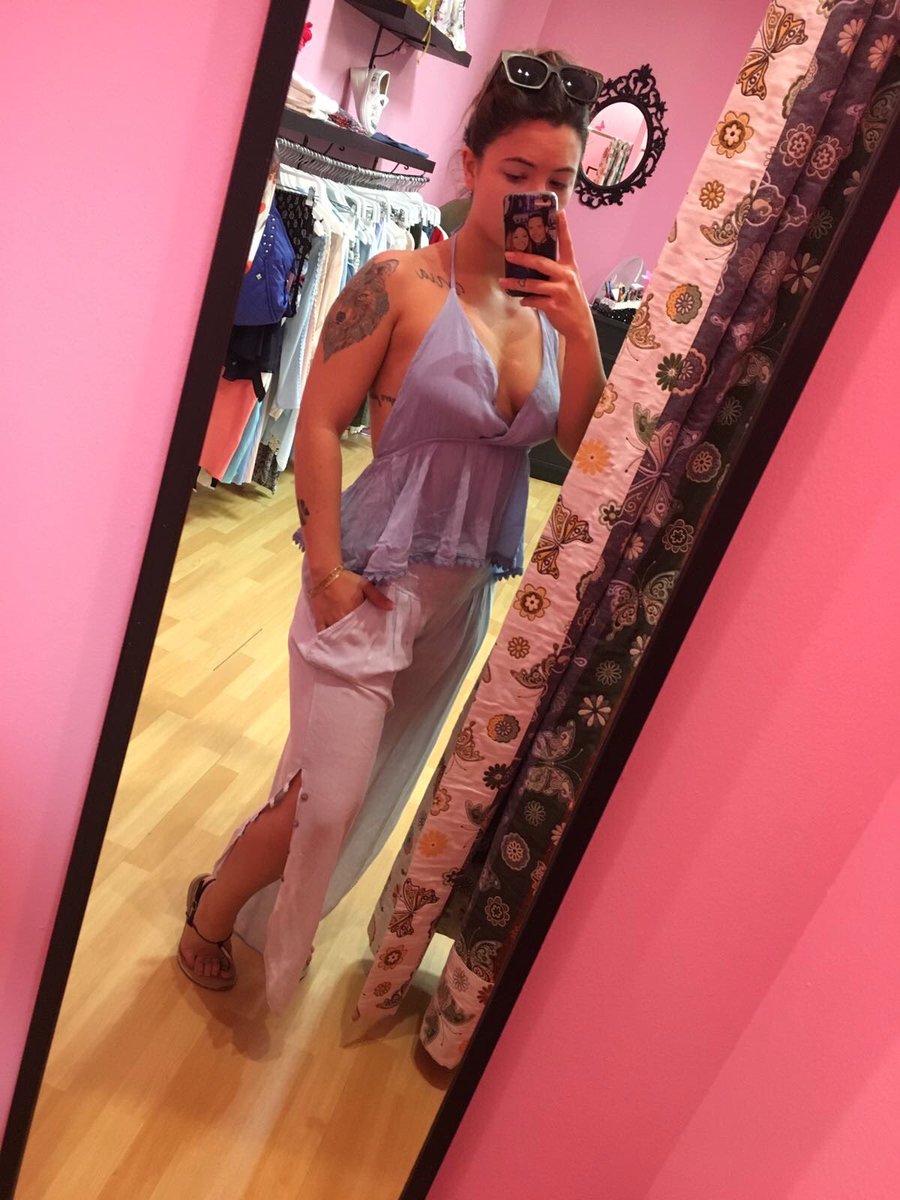 ModasIsabel_'s tweet image. 🌪🌪🌪🌪🌪🌪🌪🌪🌪🌪

Pantalón con botones: 26,90€
Disponible en Gris y Blanco.
Camiseta Degradada: 16,90€

🌪🌪🌪🌪🌪🌪🌪🌪🌪🌪