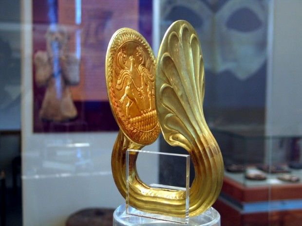 زهرا کشوری On Twitter بررسی های باستان شناسان نشان دادگنجینه متعلق به دو زن در دوره ایلام نو عیلام نو متعلق به خاندان شاه عيلامي شوتور نهونته پسر اين دد است