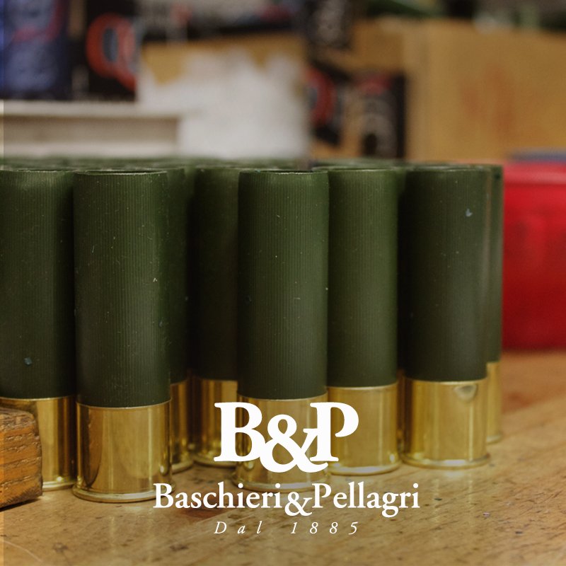 BP_Italia's tweet image. 🔍🔍 📝 To guarantee the maximum #quality, some of our #shotshells are hand-disassembled and each component is weighed and measured carefully.