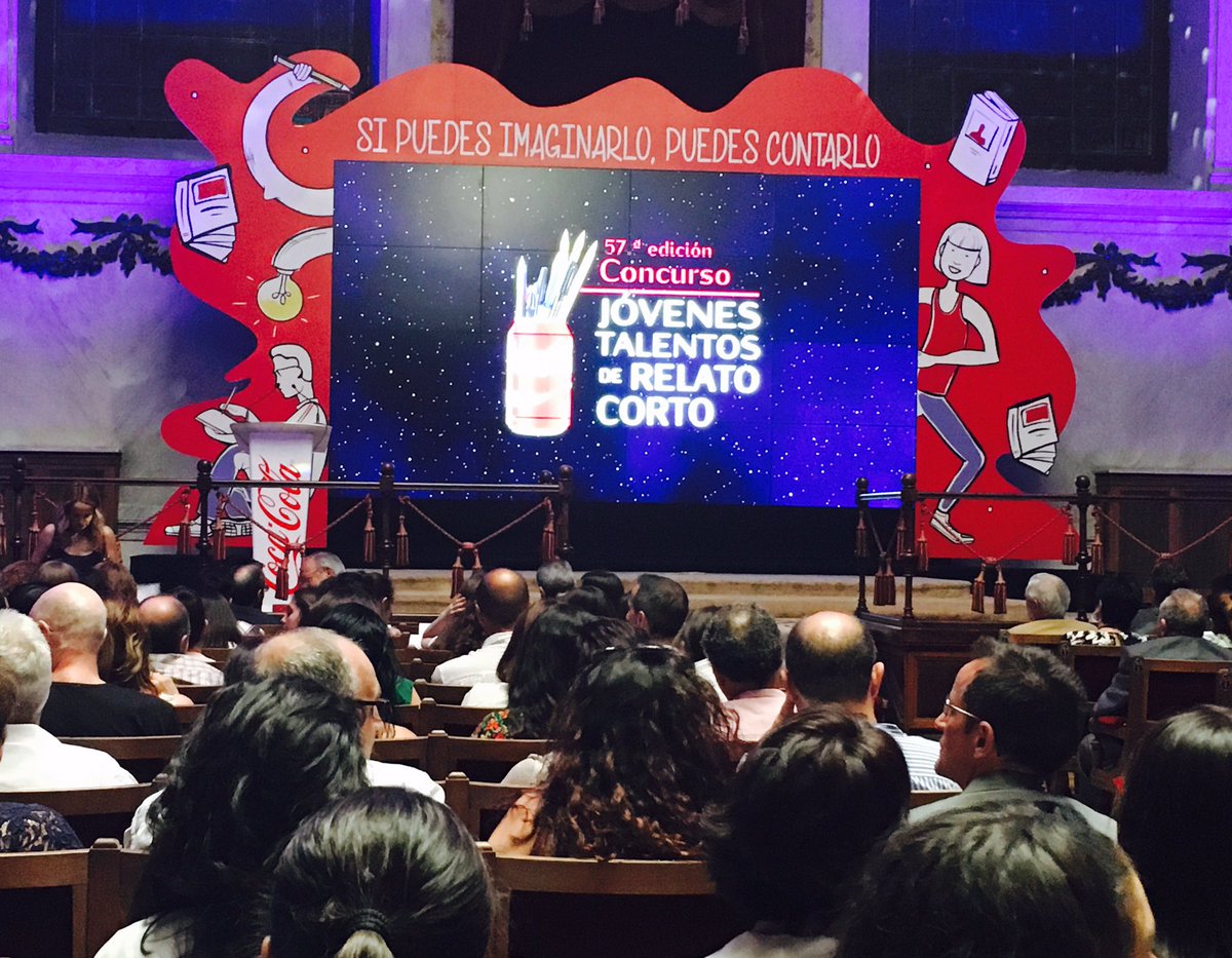 IsabelMPita's tweet photo. Comienza la gala de entrega de premios del concurso #jovenestalentoscocacola #suerteatodos https://t.co/87PY3X3qWI