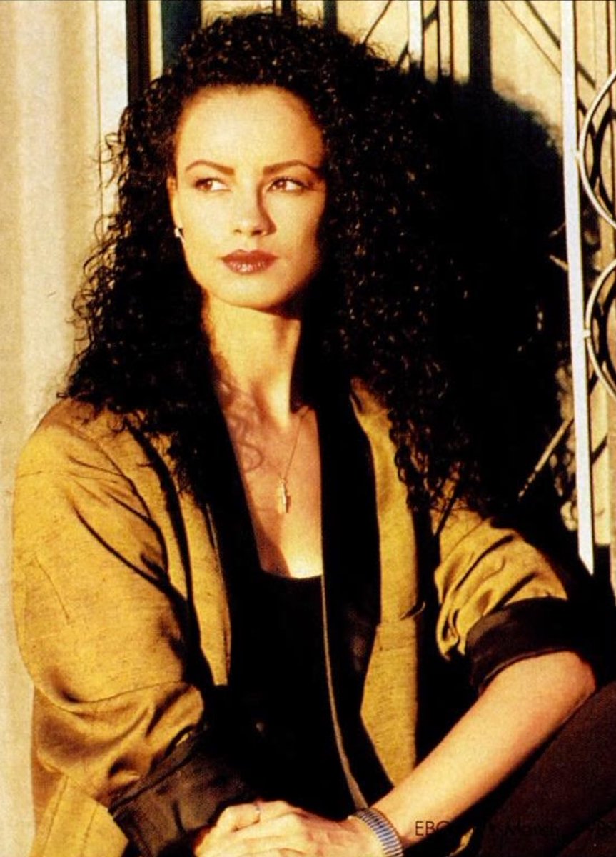 Tatiana Thumbtzen. (@itsmstatiana) on Twitter photo 