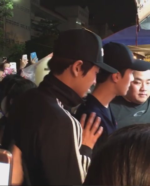 chansebot's tweet photo. #찬세 #Chanhun  Cr: 7bambi_94
https://t.co/C5nimIIdeb
https://t.co/h8rhoXT77E
https://t.co/RNHSG2O1qe
https://t.co/swbOEoSRad https://t.co/TE31tkQYEK