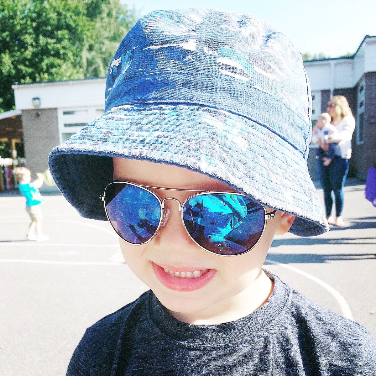 theministylefiles tweet media