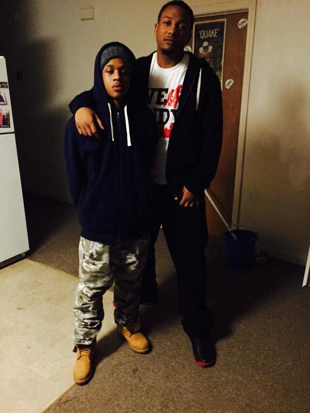 TheTPShow_22's tweet photo. Love my brotha Love. It's free my brotha until they free my brotha. #FreeSmalls https://t.co/2WUk703fKZ