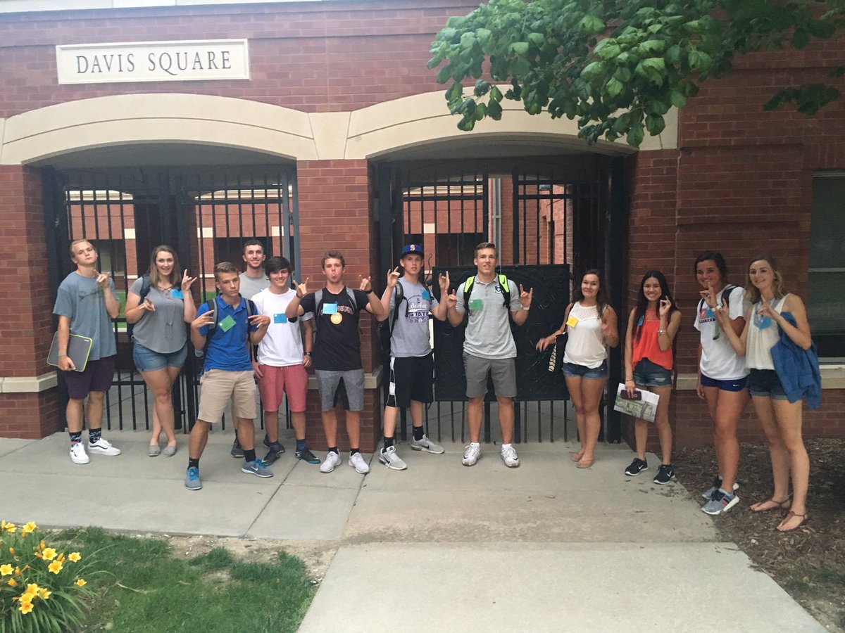 SPwolves17's tweet photo. @NewBluejays #SPWhite #davis https://t.co/sZcYTSwPCM