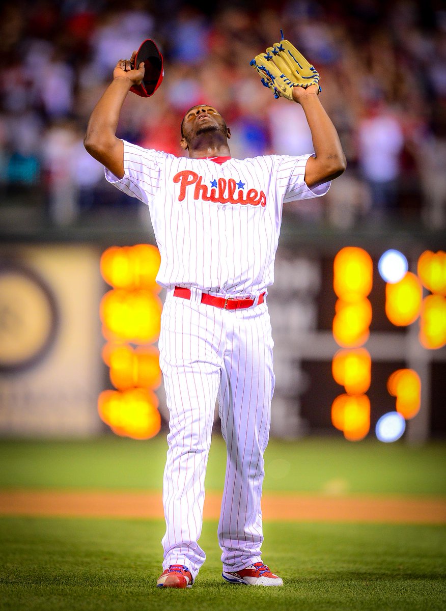 Phillies's tweet photo. Mood: https://t.co/z8dMSgwmdB