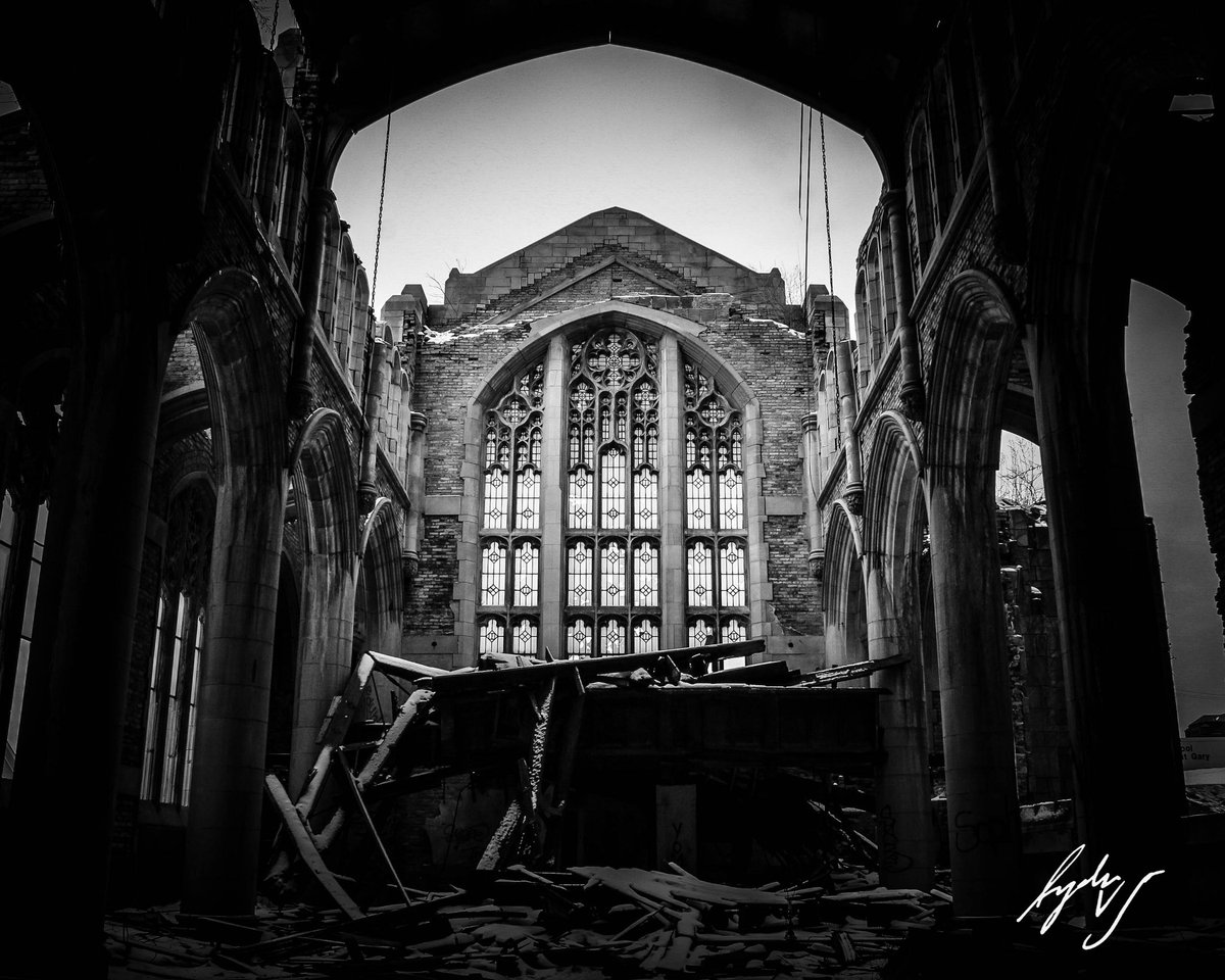 vivaciousangie's tweet photo. I'll be selling some of my photography Saturday. Feel free to stop by and say hi! #millerbeach #artfest #nwi #decay_Devils https://t.co/2I3oNpmlMb