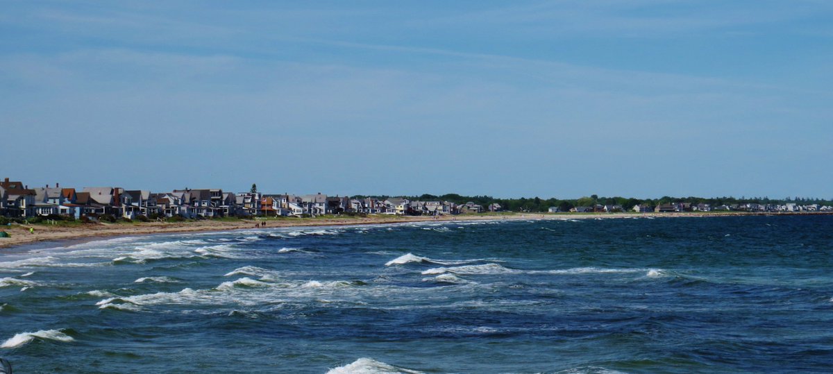 edingolo1's tweet image. Wells Beach Maine today with sister!