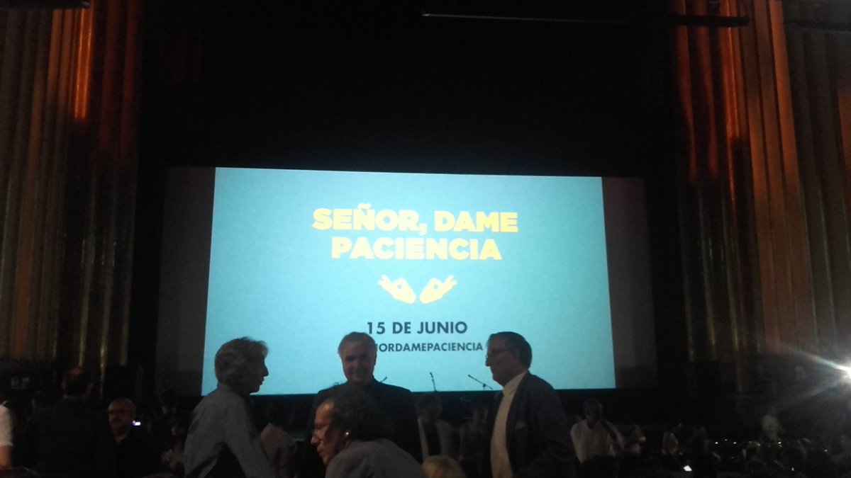 pedazo preesteno de la premier 🎬🎥 de <a href="/_DamePaciencia/">Señor Dame Paciencia</a> <a href="/davidguapo/">David Fontana</a> <a href="/jordi_sz_actor/">Jordi Sanchez</a> <a href="/BorBuika/">Borė Buika</a> una pelicula guapisima buen trabajo a todos