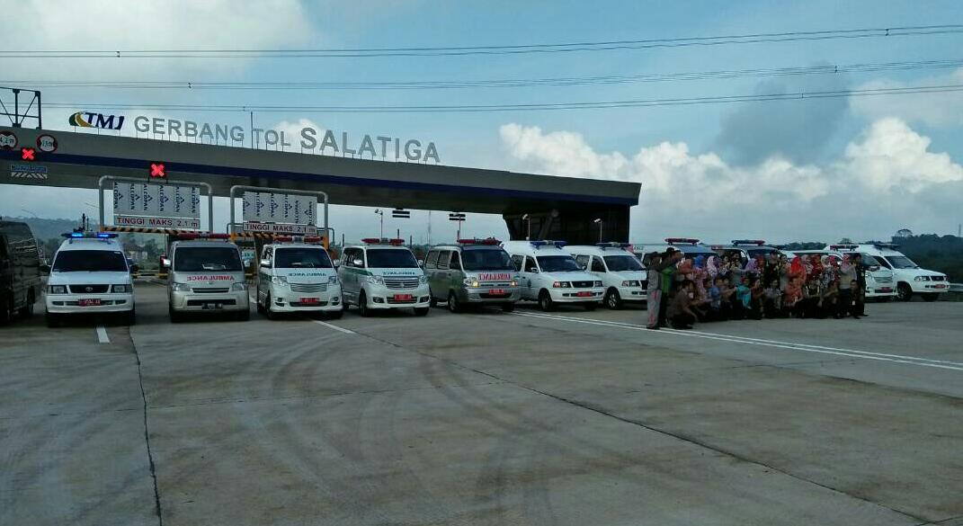 Apel Kesiapan Tim Kesehatan Dinkes  Kota Salatiga Di Gerbang Tol Salatiga, <a href="/ganjarpranowo/">Ganjar Pranowo</a> #JatengGayeng #kemalajateng #InfoMudik