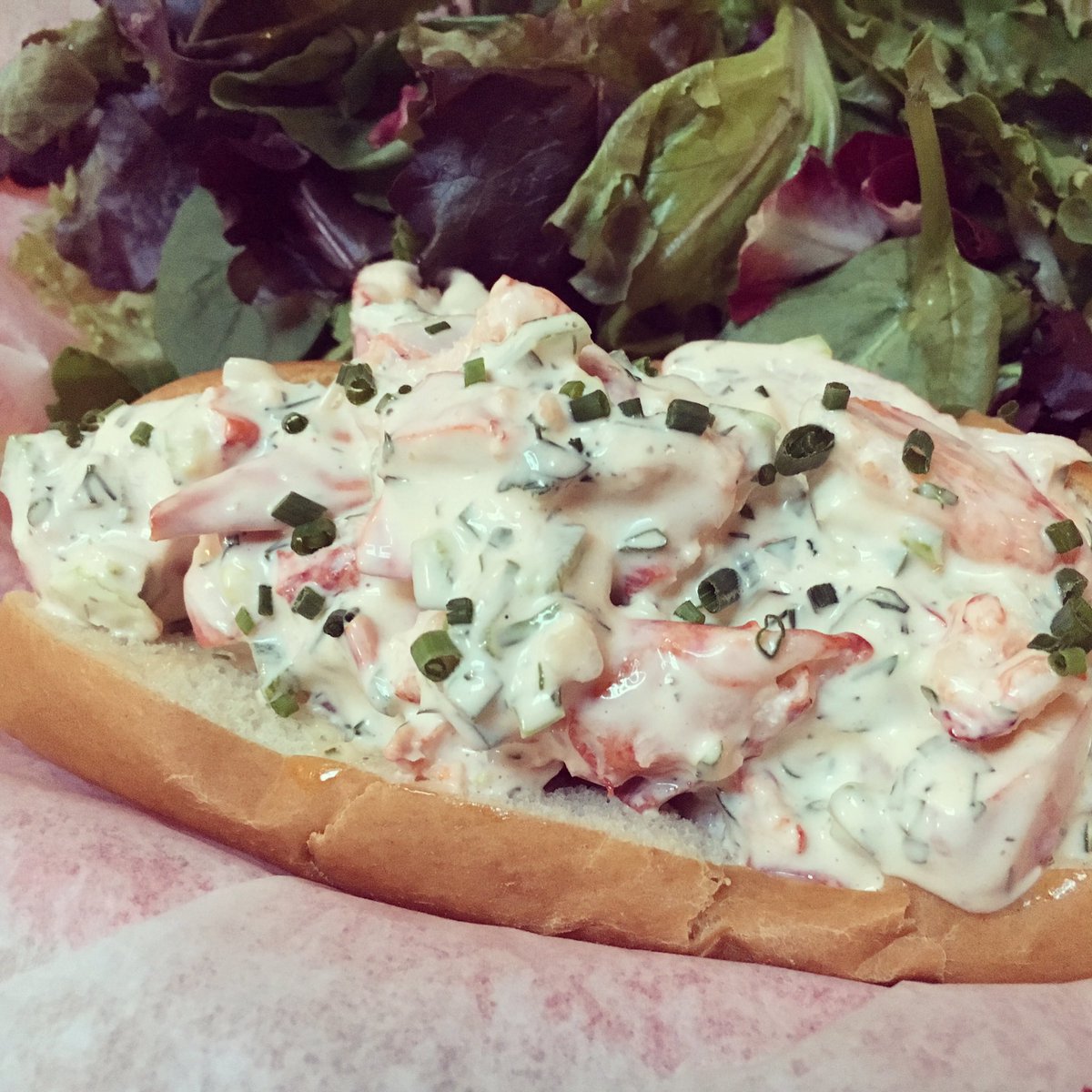 Lobster Lover tweet media