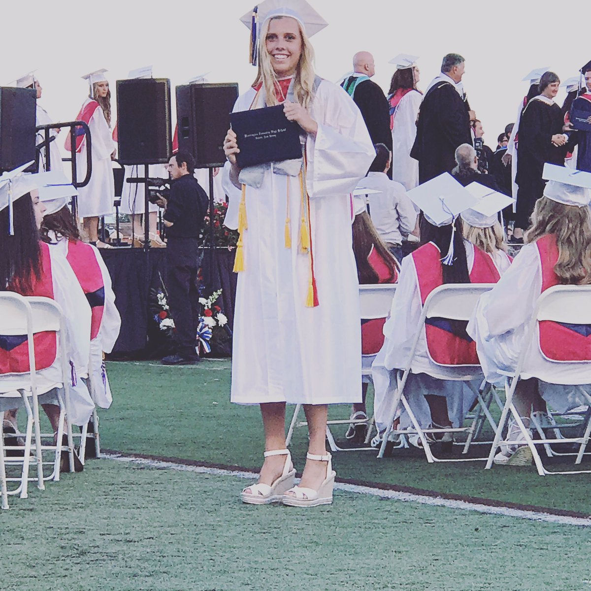 JaniceHaggerty's tweet photo. Congrats Sas - you did it! We are so proud of all you do and can't wait for you to start the next chapter of your life at W&amp;M! #twp2017 https://t.co/3YA73TsEVQ