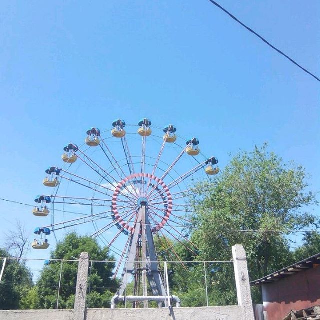 rubforum's tweet photo. Самый разгар лета. В Рубцовске жара.  #нашрубцовск #Рубцовск  #Rubtsovsk #Russia #AltaiKrai #light #city #street #building #road #urban #cal https://t.co/f7BcXEvcLK