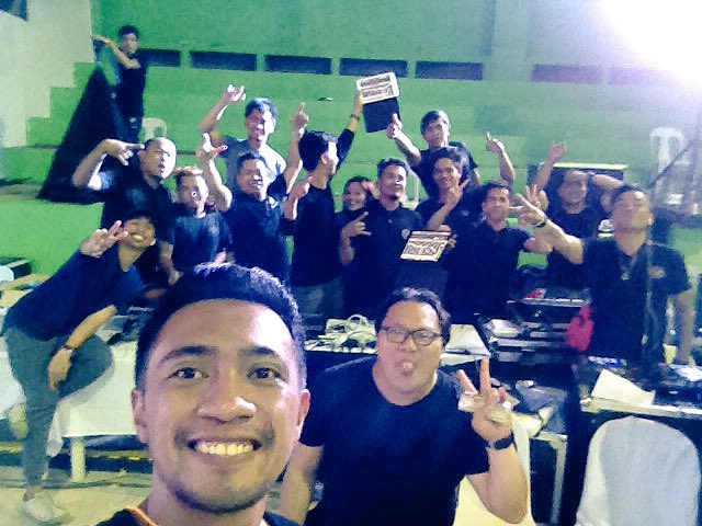 mejamesclifford's tweet image. Miss Villanueva 2017 Coronation Night. 
Pageant Director, @Densyo_777 #MissVillanueva2017 #KaadlawanFestival2017 #DNAProductions