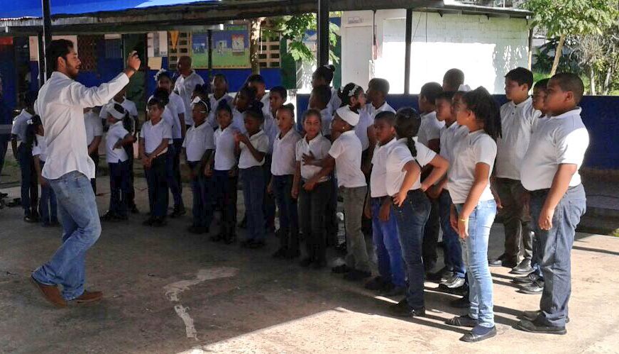 MiCulturaPma's tweet photo. Próximamente estaremos realizando captaciones a niños de #PuebloNuevo para sumarlos a la #RedNacional. Promoviendo el talento 👏🏻 https://t.co/DxElG0RSve
