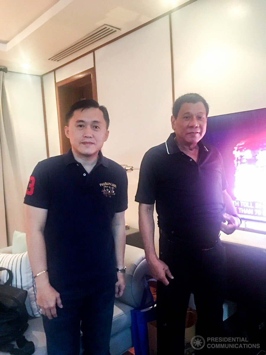 pcogovph's tweet photo. Pres. Duterte at Villamor Air Base &amp; Bahay ng Pagbabago. #PartnerForChange https://t.co/Ttd3EK5n8S