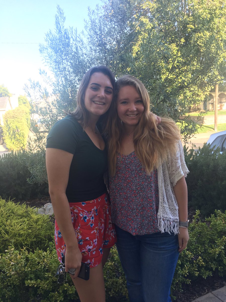 miafurman's tweet photo. First day of high school to last day of high school. I have so much love for this one❤️ https://t.co/BT4tGwPMaw
