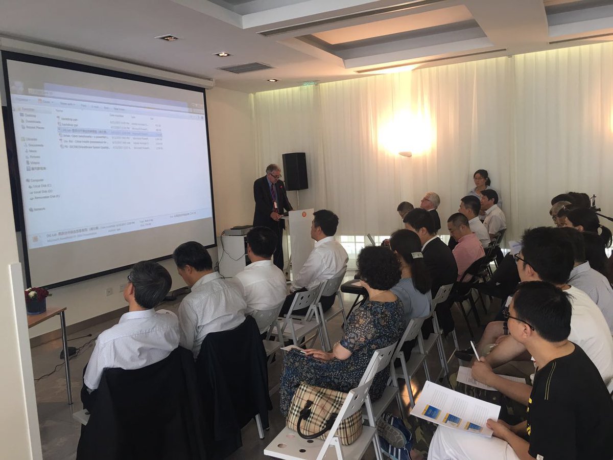NLinChina's tweet photo. #DutchDays2017 present: #HealthcareReform & Performance Seminar. How do #KingdomNL, #China compare & how to improve #healthcareperformance? https://t.co/rjak68diDk