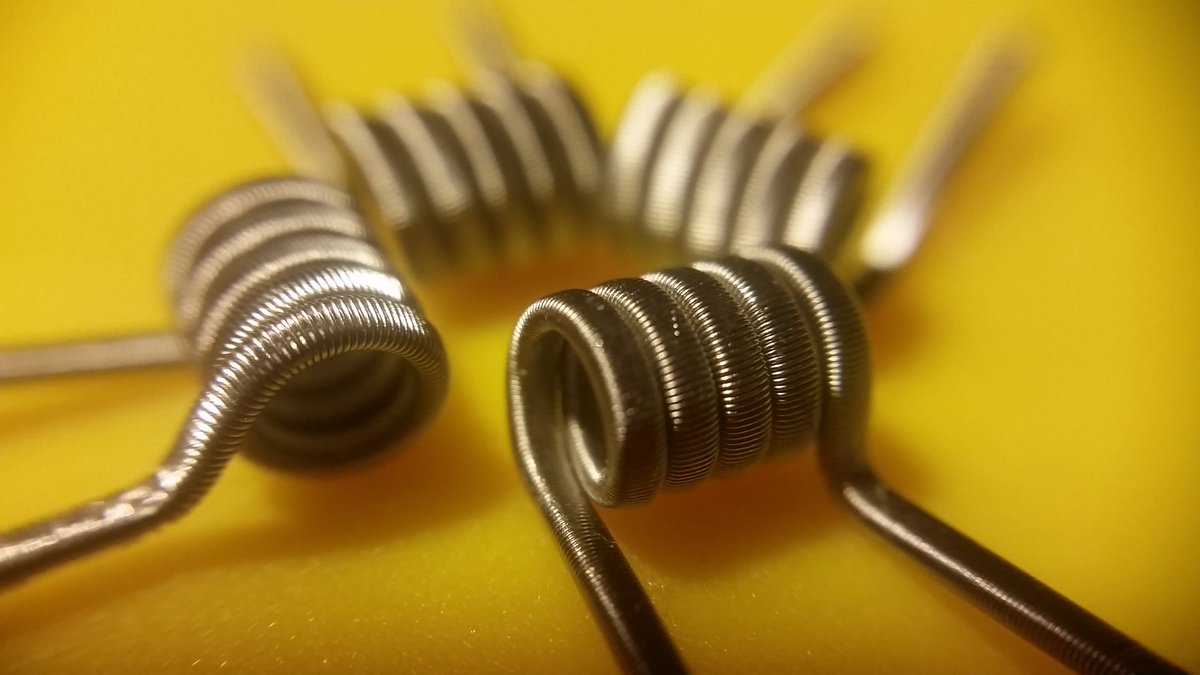 IronMaggot87's tweet photo. #stainless #steel #fused #claptons #vapelife #vape #notblowingsmoke #blowingclouds #coils #coilporn #VapeFam #vapenation
Insta:socal_maggot https://t.co/07TIftKrJ8