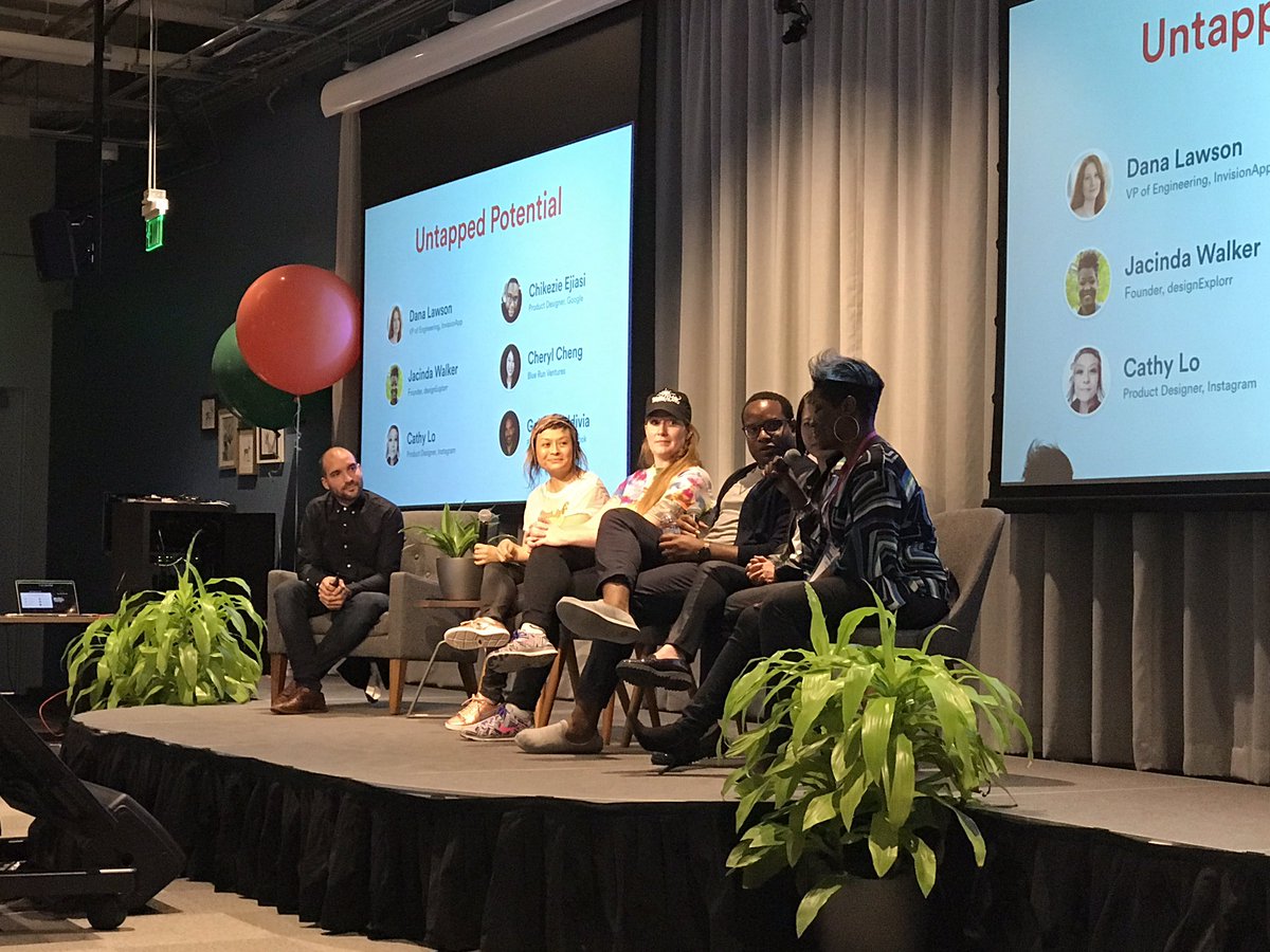 agnosaurus5's tweet photo. Amazing speakers at #vectorsconference speaking about of diversity in design &amp; tech and what companies and individuals can do to make change https://t.co/HD6xRJQqat