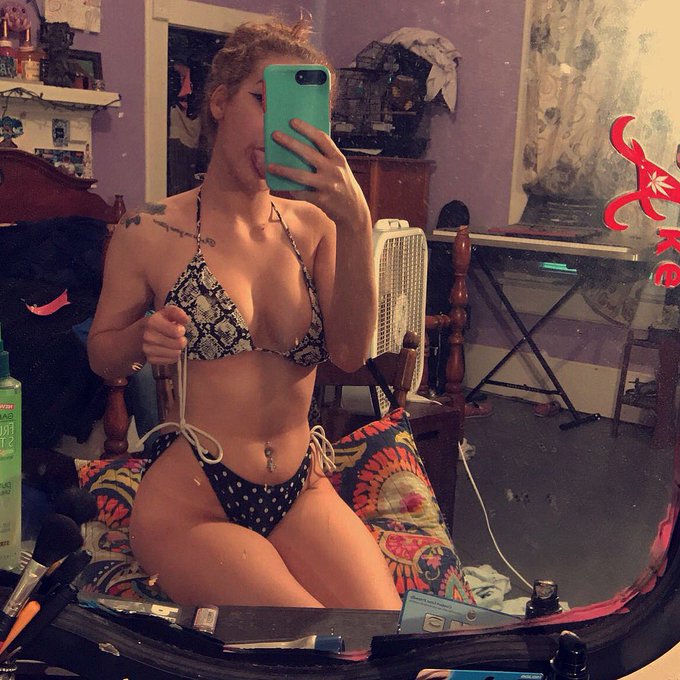 😛😛 https://t.co/oCk62lN2BG<a href="/tag/onlyfans"class="tags"><span>#onlyfans</span></a>