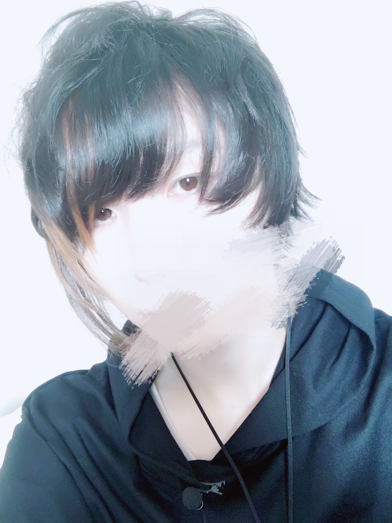 そらる 髪の毛伸びた つけた 発光することに関しての才能があるので今日もよく光ってる T Co 28sveu5bwc Twitter