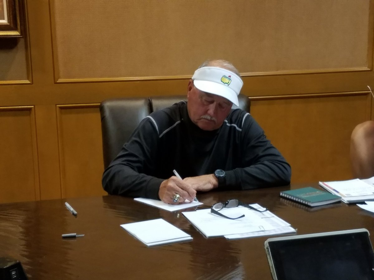 drkarap's tweet photo. George, the minimalist, thinking of the next million dollar idea to solve tardies
#isawci https://t.co/db7vMl0VRa