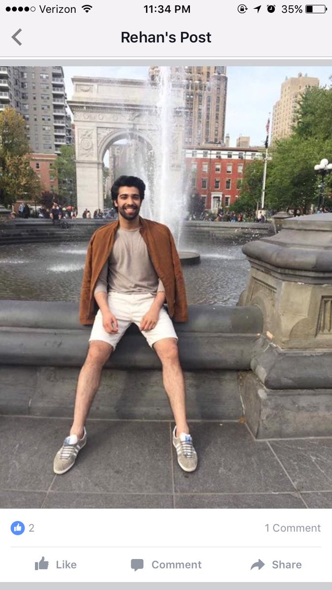 teejaysheikh's tweet photo. Desi doc posts on fb housinh group. Girls going gaga over him. https://t.co/RIawfrUrIi