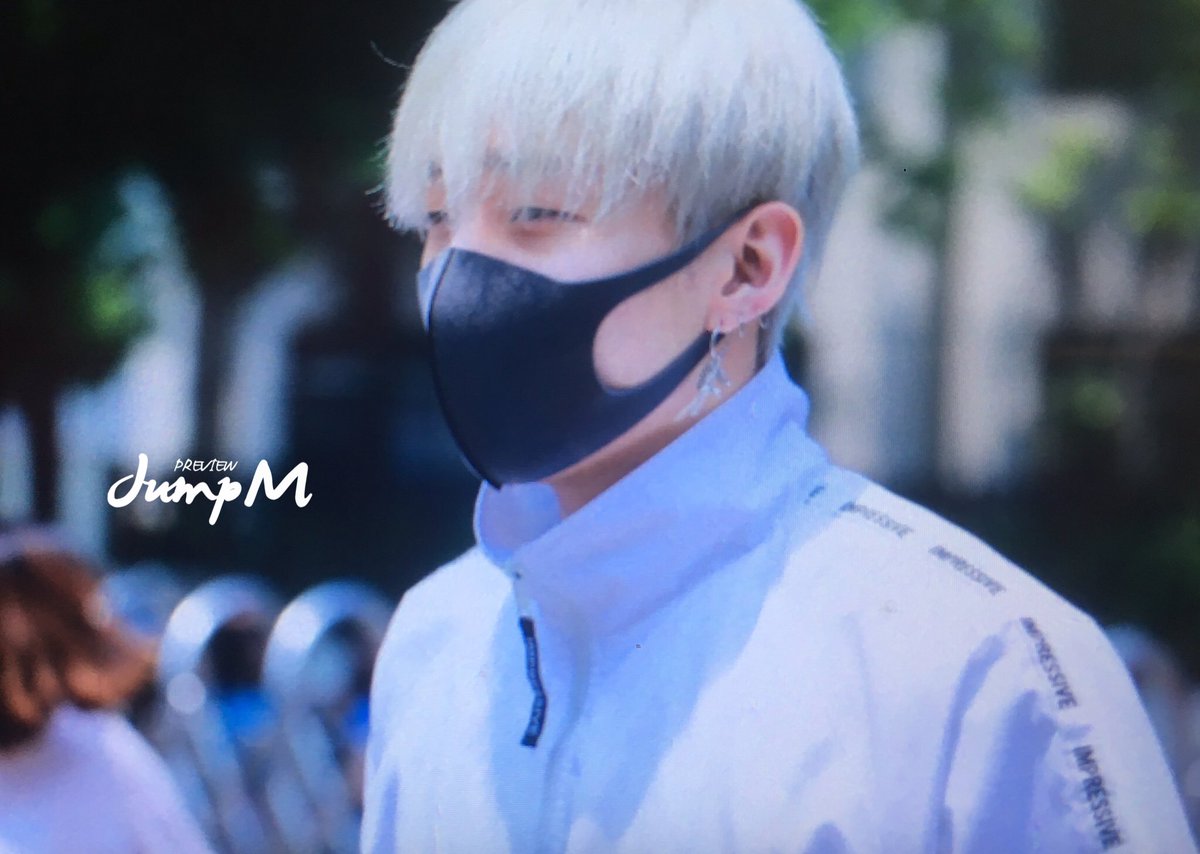 170616 뮤뱅재출근 ##BAP #종업  <a href="/BAP_Jongup/">stan jongup</a> 프리뷰-손가락 귀여워 ㅋㅋㅋ