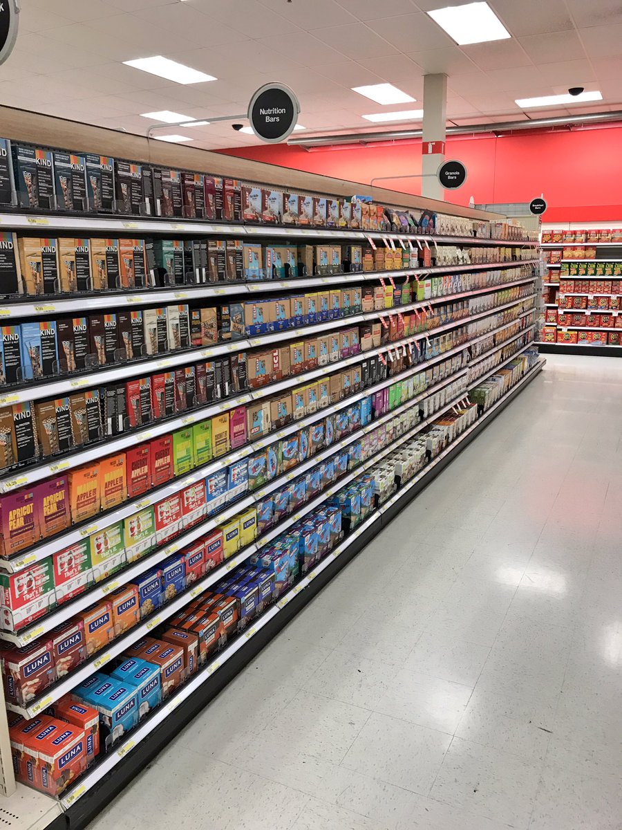 OMG!!! What a beautiful sight to see at T1419 ☺️#FixtureFrenzy #GroceryOp <a href="/RylanRankin/">Rylan Rankin</a> <a href="/triforceattack/">steve beck</a>