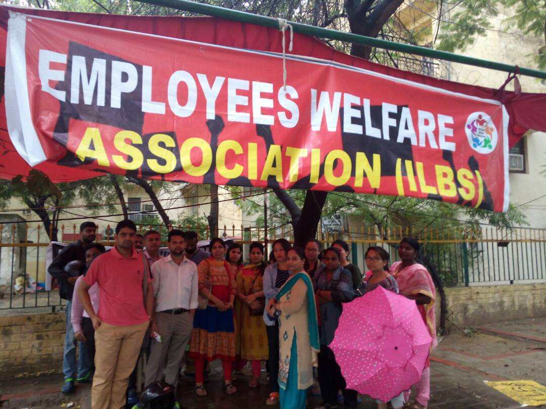 EWA_ILBS's tweet photo. @ArvindKejriwal @msisodia @narendramodi @LtGovDelhi  @ndtv @ZeeNews @aajtak @totaltv_news @punjabkesari @PMOIndia
 OUR PROTEST WILL GO ON.. https://t.co/BEEaVyJDny