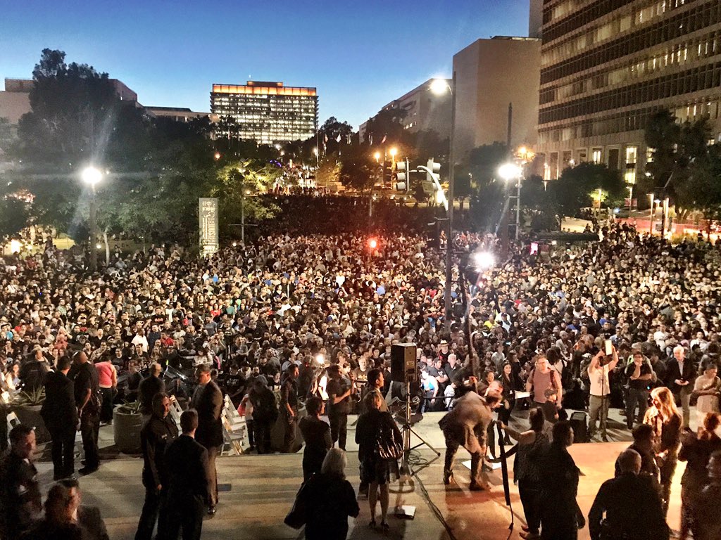 LAPDChiefBeck's tweet photo. Everyday I think to myself 'if only I could flip on the bat signal'-tonight I got to-We'll never forget the #BrightKnight. Rest easy #Batman https://t.co/qNN7WX3WCn