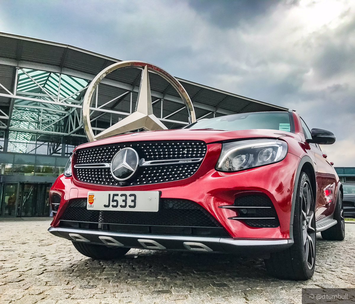DavidDjt0311's tweet image. TKe me to the stars 👌🏻🌟😍 @MercedesAMG GLC43 4matic #thebestornothing #amgrubyrocket @MercedesBenzUK