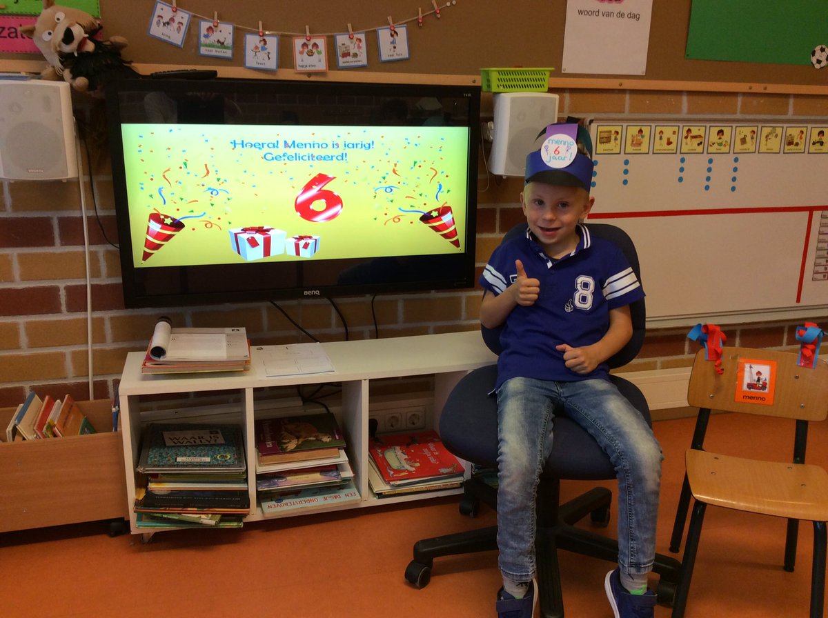 Mgroep1E's tweet photo. Hoera! Vandaag viert Menno zijn verjaardag op school! Gefeliciteerd Menno! https://t.co/fuyPP2XYzy