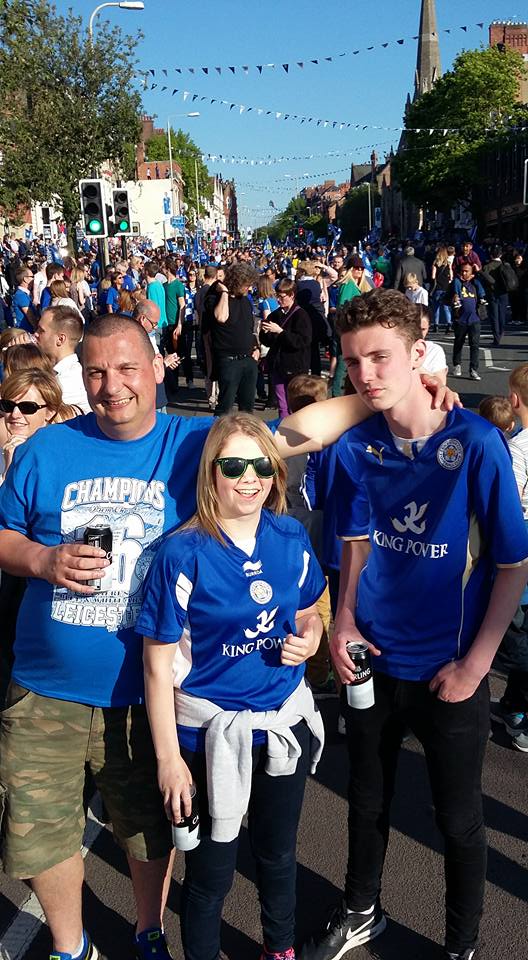 CalMar_99's tweet photo. Moment no leicester fan will forget #LCFCDad https://t.co/kLVEzQzSVj