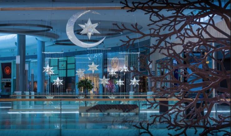 yasarabic's tweet photo. نحن نتسوق ليلاً في #ياس_مول لشراء حاجات العيد، ماذا عنكم أنتم؟ #شهر_رمضان https://t.co/9rqDpHLVNB