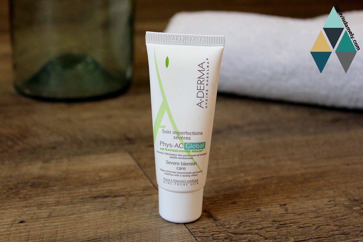 Lesavisdamely's tweet photo. Si vous avez la peau mixte à grasse voir acnéique, découvrez les produits Phys-AC de ADERMA: https://t.co/IFgxPImqyr
#physac #aderma https://t.co/y4VJtbUoNY