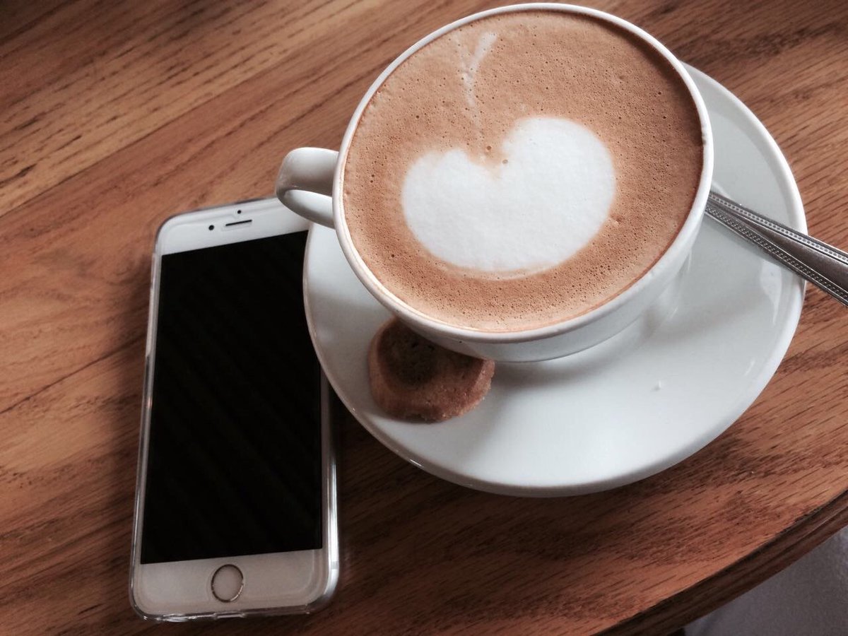 MariaVanlengen's tweet photo. First Stop #lanchtime #eat #Coffee #yammi https://t.co/ScQauSxhLA