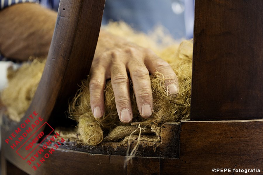 regionepiemonte's tweet photo. Sei un #artigiano? Accetta la sfida di #PiemonteHandmade! Partecipa al bando che trovi su https://t.co/4fciqIyBa5 entro il 30 giugno 2017 https://t.co/mXctgrO2fq