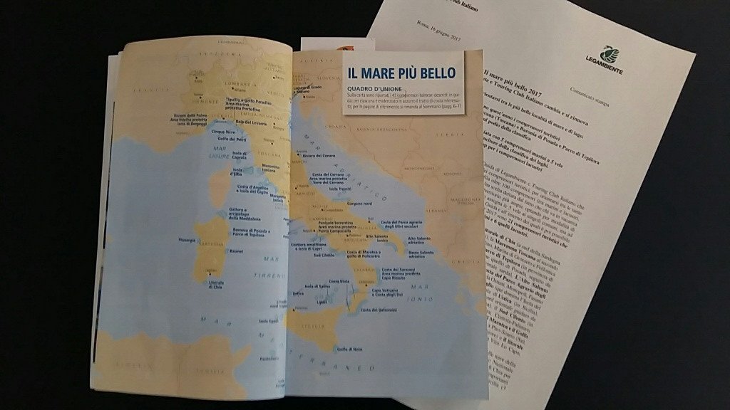 Legambiente's tweet photo. "Il '#Mare più bello' propone le eccellenze del nostro mare in ogni regione, da nord a sud" Franco Iseppi @TouringClub 
#GuidaBlu https://t.co/PX2qHtjKY2